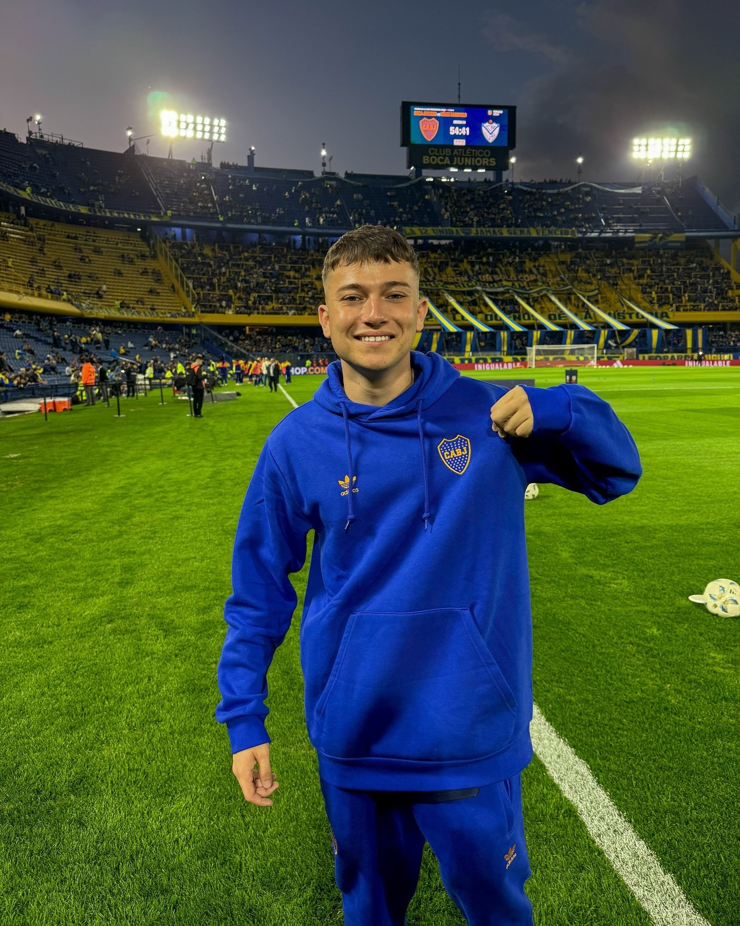 Ezzequiel, talento representado por The Joy